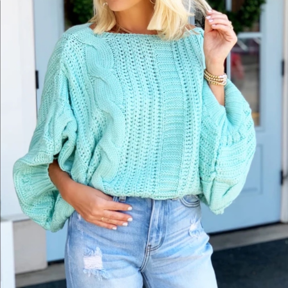 Sweater - Picture 1 of 3
